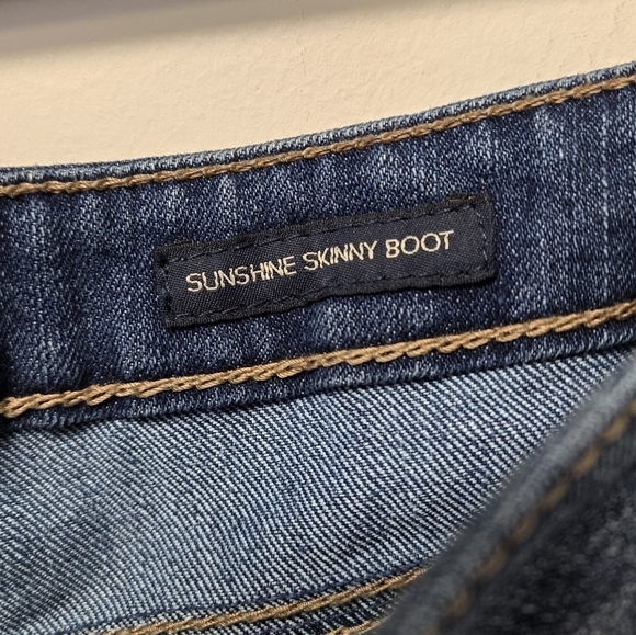 Jessica Simpson Sunshine Skinny Boot Jeans 32 short - Picture 6 of 9